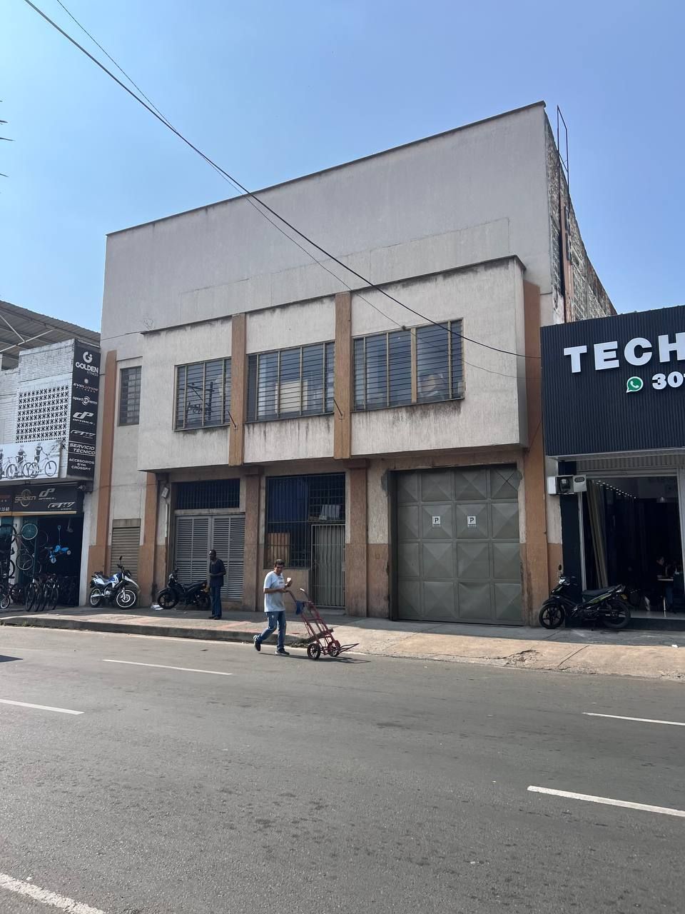 Bodega en venta Valle Del Cauca Cali San Nicolás 2312 m2 Habitaciones 0 Baños 4 Garajes 4 Precio $3040000000