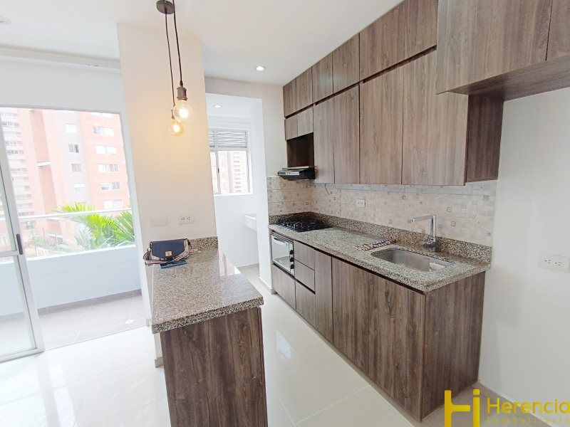 Apartamento en arriendo Antioquia Medellín Santa Rosa De Lima 75 m2 Habitaciones 3 Baños 2 Garajes 0 Precio $3300000