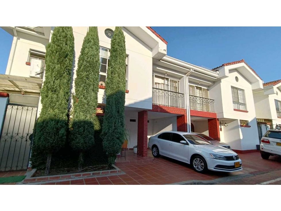 Casa en venta Valle Del Cauca Cali Ciudadela Campestre 260 m2 Habitaciones 4 Baños 4 Garajes 1 Precio $880000000