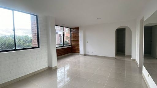 Apartamento en arriendo Antioquia Medellín Asomadera No2 75 m2 Habitaciones 3 Baños 2 Garajes 1 Precio $3000000
