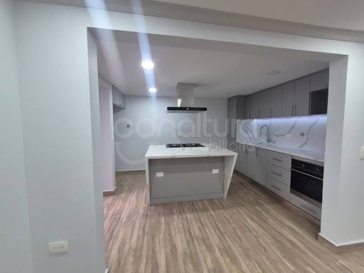Casa en arriendo Antioquia Envigado Milán - Vallejuelos 252 m2 Habitaciones 4 Baños 3 Garajes 2 Precio $6200000