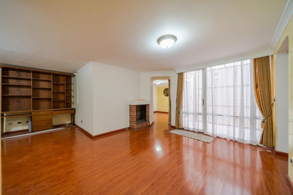 Apartamento en arriendo Cundinamarca Bogotá Cedro Salazar 96 m2 Habitaciones 3 Baños 2 Garajes 1 Precio $3345100