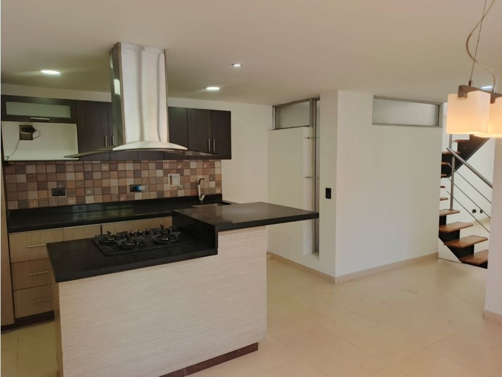 Casa en venta Antioquia Bello Urbanización Búcaros 2 145 m2 Habitaciones 3 Baños 3 Garajes 1 Precio $420000000