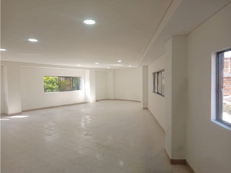 Oficina en arriendo Antioquia Sabaneta Holanda 90 m2 Habitaciones 0 Baños 2 Garajes 1 Precio $3500000