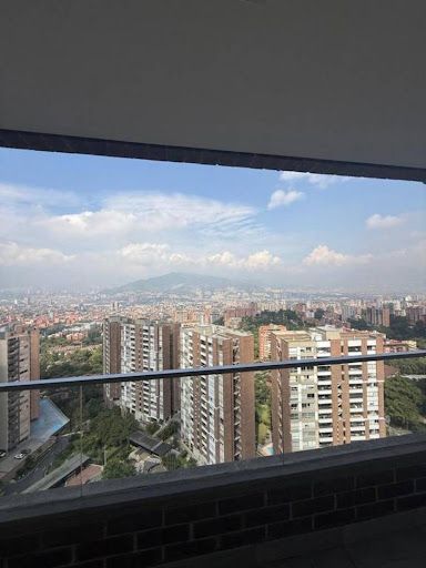Apartamento en arriendo Antioquia Envigado Loma Del Atravesado 100 m2 Habitaciones 3 Baños 3 Garajes 1 Precio $5300000