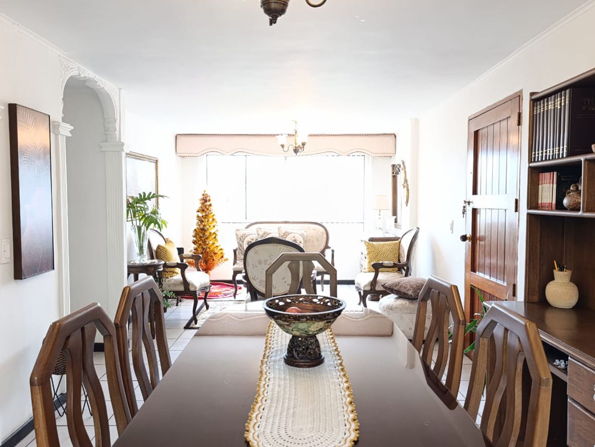 Apartamento en venta Antioquia Medellín Los Naranjos 85 m2 Habitaciones 3 Baños 2 Garajes 1 Precio $490000000