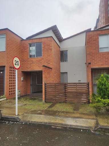 Casa en venta Antioquia Rionegro El Faro 120 m2 Habitaciones 2 Baños 2 Garajes 1 Precio $610000000