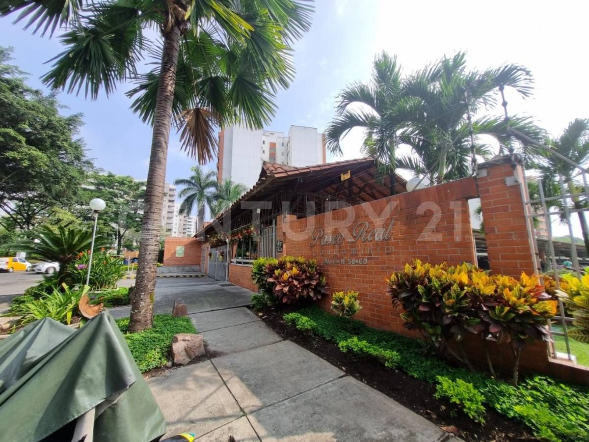 Apartamento en arriendo Valle Del Cauca Cali Area Libre - Parque Del Amor 81 m2 Habitaciones 3 Baños 2 Garajes 2 Precio $3700000