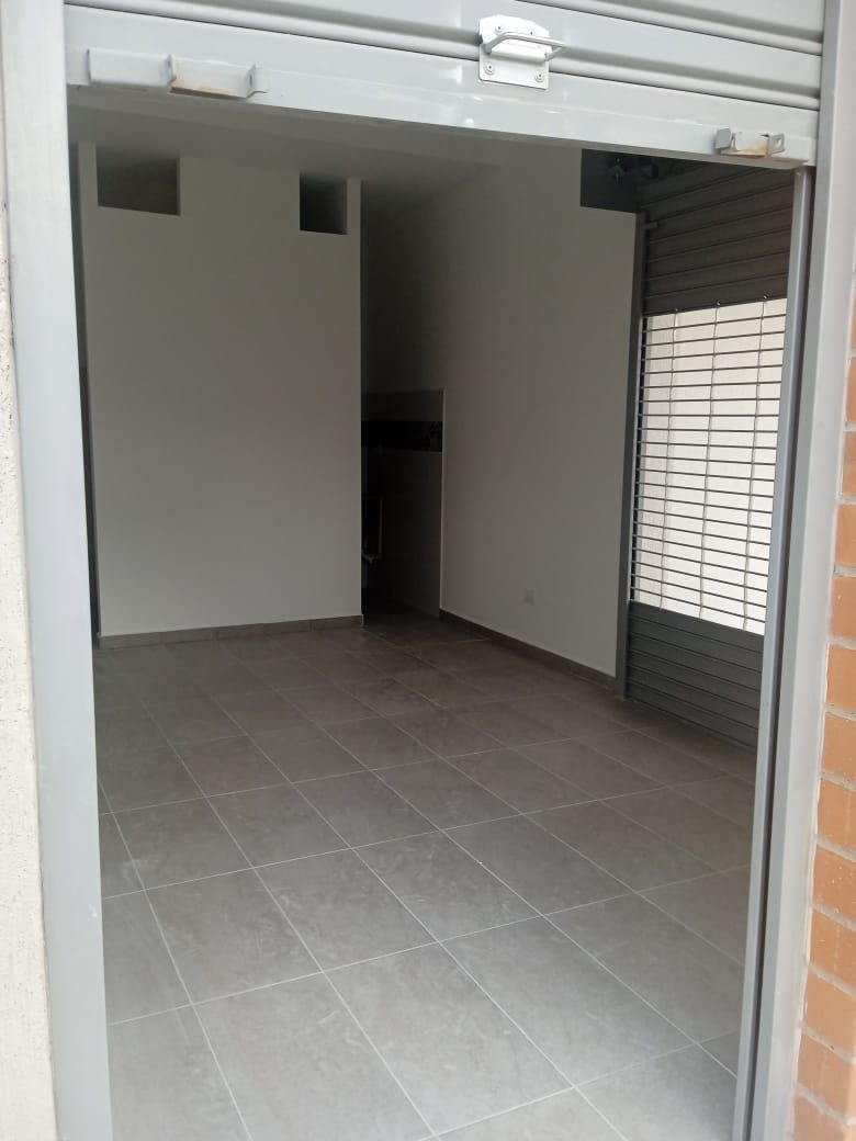 Local en venta Valle Del Cauca Cali Condominio Zafiro 19 m2 Habitaciones 0 Baños 1 Garajes 0 Precio $360000000