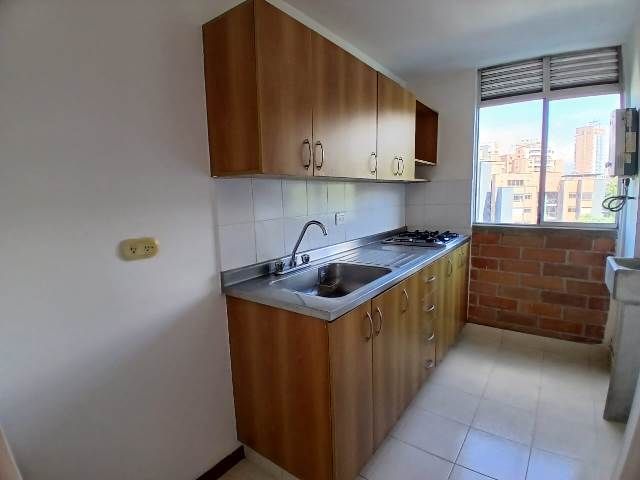 Apartamento en arriendo Antioquia Medellín Villanueva 60 m2 Habitaciones 2 Baños 2 Garajes 1 Precio $3300000