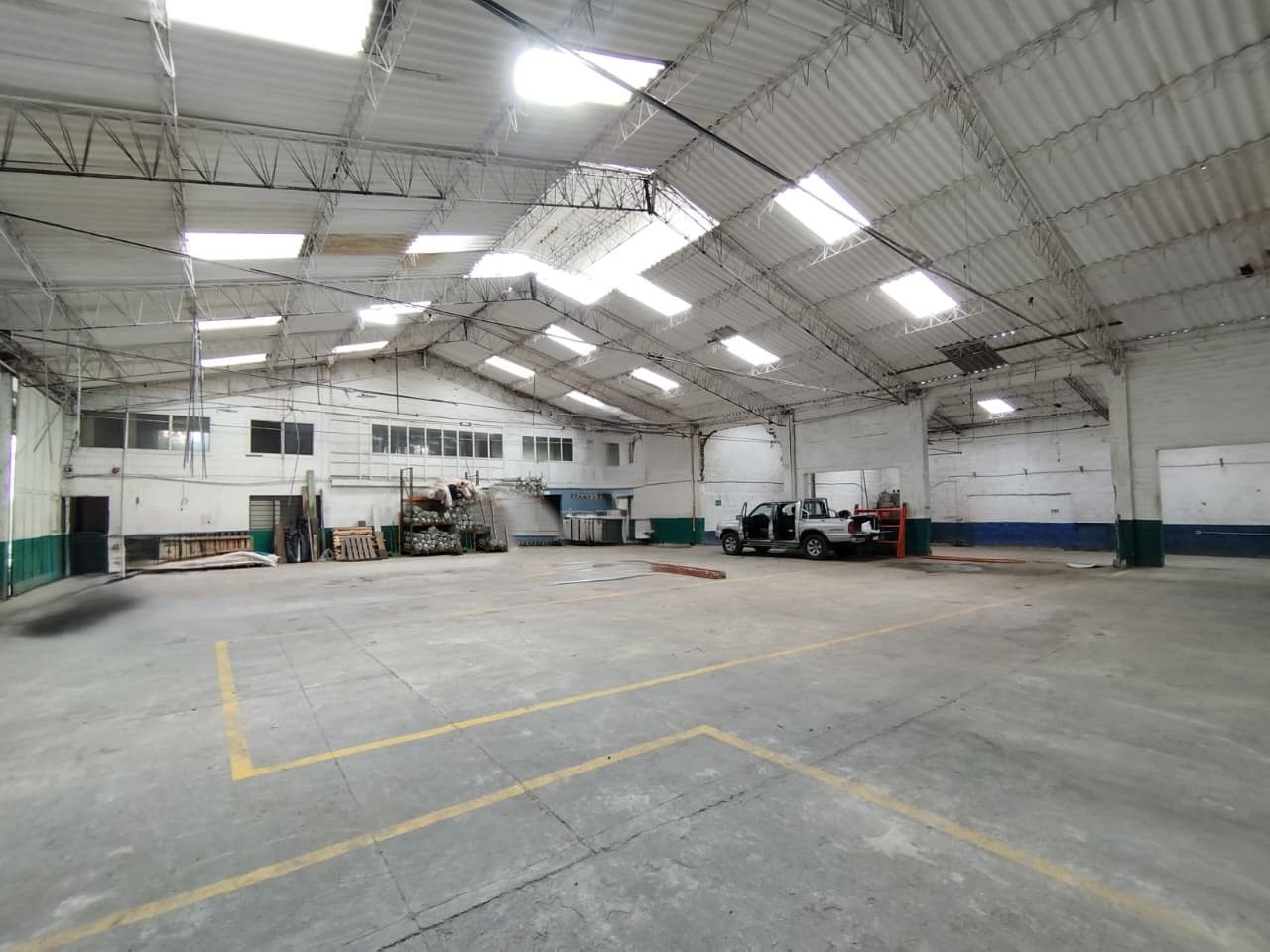 Bodega en arriendo Antioquia La Estrella Ancón San Martín 850 m2 Habitaciones 0 Baños 2 Garajes 0 Precio $25000000