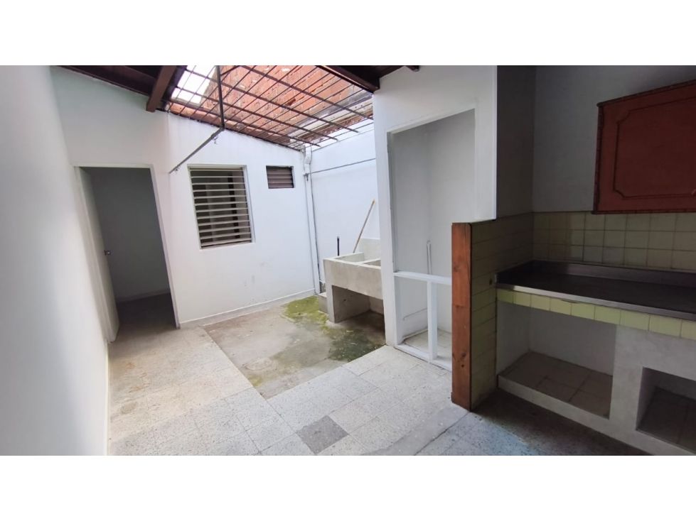 Casa en arriendo Antioquia Medellín El Velodromo 184 m2 Habitaciones 6 Baños 3 Garajes 1 Precio $5500000