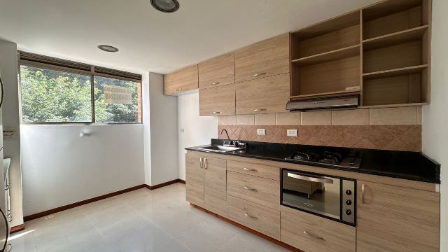 Apartamento en arriendo Antioquia Medellín Villanueva 124 m2 Habitaciones 3 Baños 3 Garajes 2 Precio $5700000