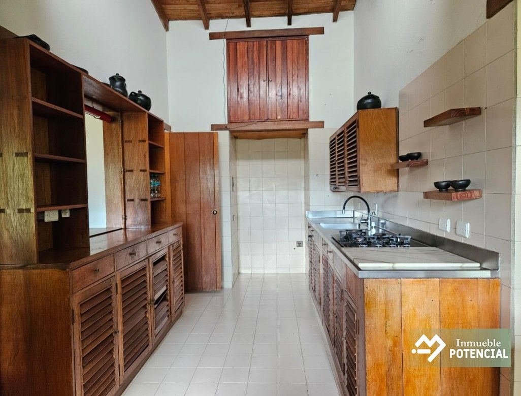 Finca en arriendo Antioquia El Retiro Cn El Campo 400 m2 Habitaciones 4 Baños 4 Garajes 4 Precio $6300000