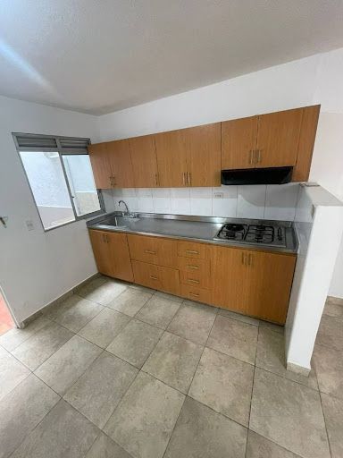 Apartamento en arriendo Antioquia Medellín Alejandro Echavarria 80 m2 Habitaciones 3 Baños 1 Garajes 1 Precio $2100000