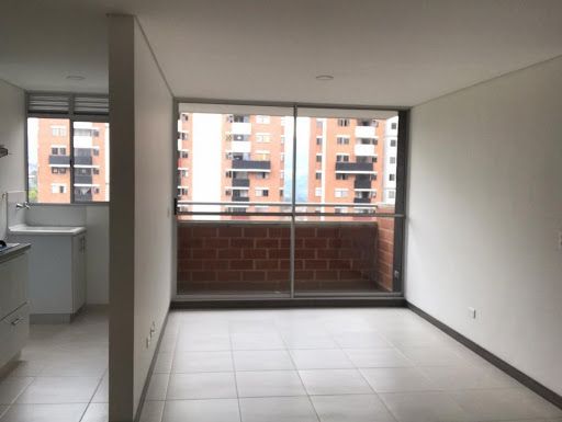 Apartamento en arriendo Antioquia La Estrella Ancón San Martín 65 m2 Habitaciones 3 Baños 2 Garajes 1 Precio $2000000