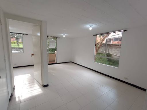 Apartamento en arriendo Antioquia Medellín Belencito 80 m2 Habitaciones 3 Baños 2 Garajes 0 Precio $2100000