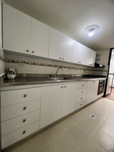 Casa en arriendo Antioquia Envigado San José 180 m2 Habitaciones 5 Baños 4 Garajes 1 Precio $4500000