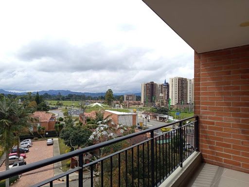 Apartamento en arriendo Antioquia Rionegro San Antonio 100 m2 Habitaciones 3 Baños 2 Garajes 1 Precio $2600000