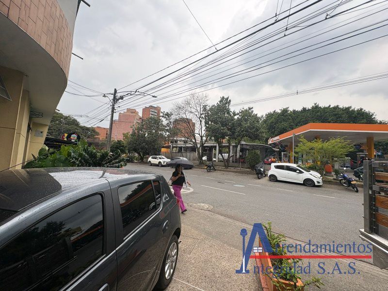 Local en arriendo Antioquia Medellín Estadio 80 m2 Habitaciones 0 Baños 2 Garajes 0 Precio $5000000