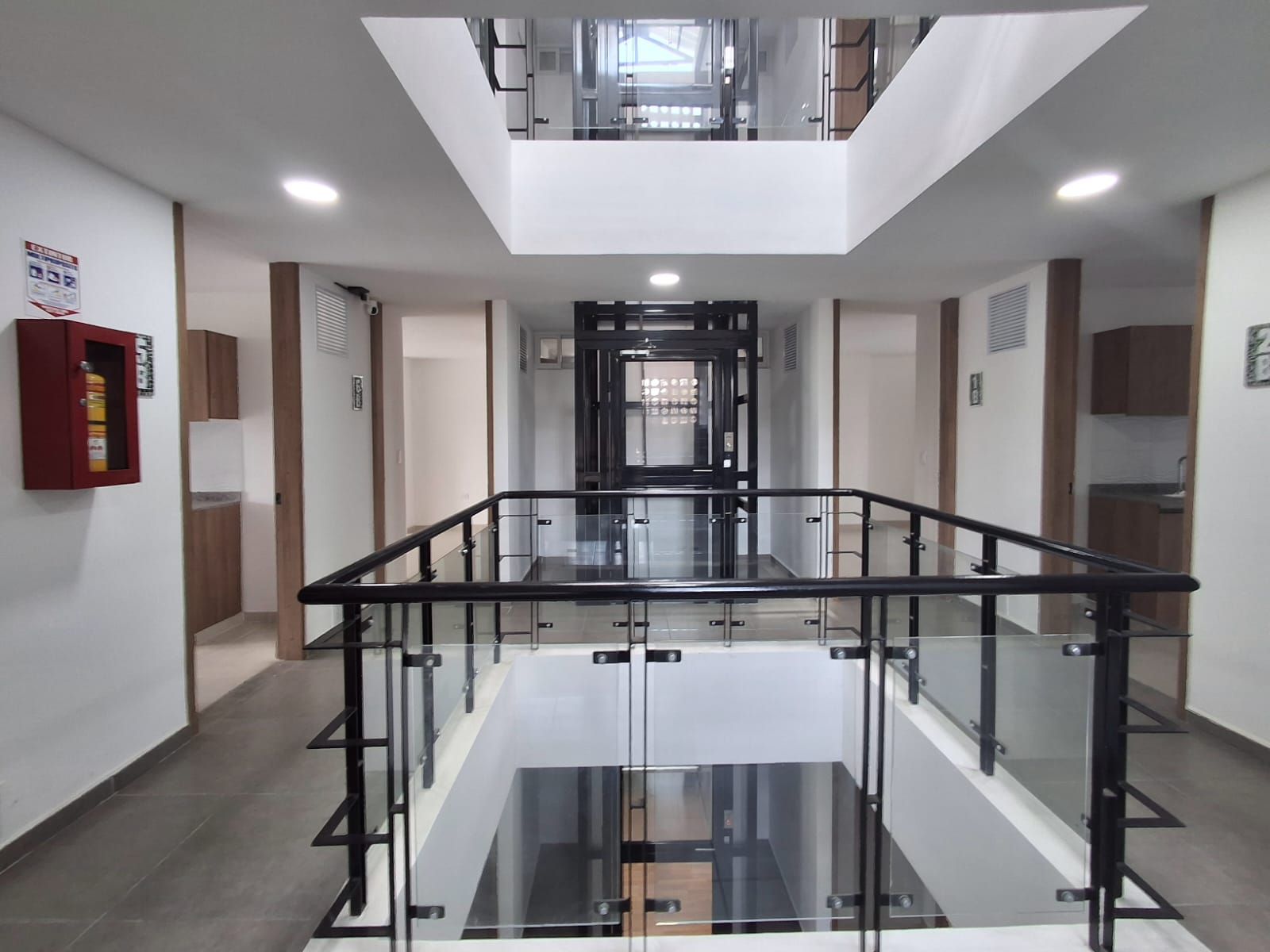 Apartamento en arriendo Valle Del Cauca Cali Prados Del Norte 44 m2 Habitaciones 1 Baños 1 Garajes 1 Precio $1300000