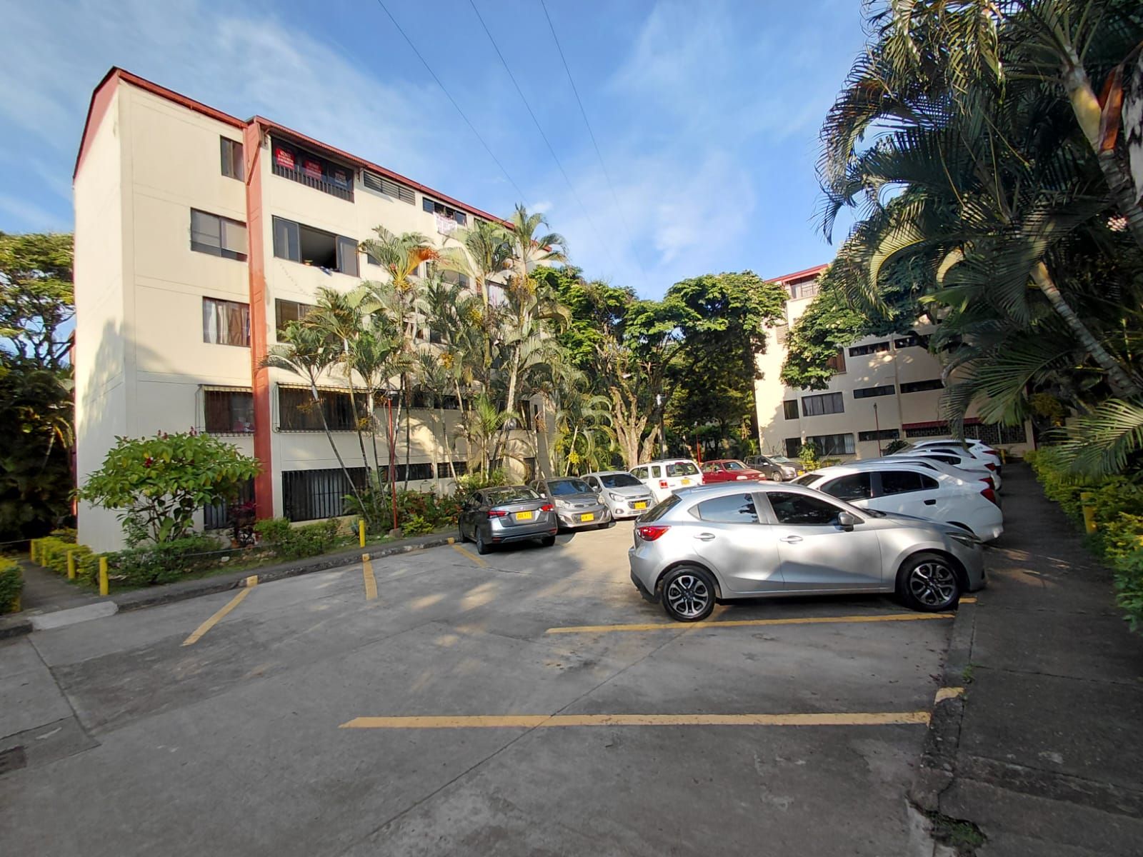 Apartamento en venta Valle Del Cauca Cali Cañaverales Los Samanes 58 m2 Habitaciones 3 Baños 1 Garajes 0 Precio $150000000