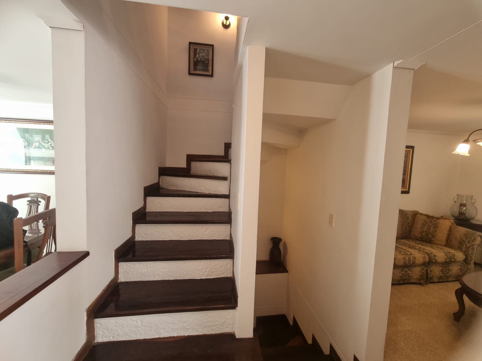Apartamento en arriendo Antioquia Medellín Loma De Los Bernal 223 m2 Habitaciones 3 Baños 4 Garajes 1 Precio $5700000