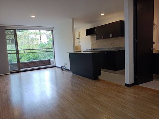 Apartaestudio en arriendo Antioquia Medellín Los Balsos No1 65 m2 Habitaciones 1 Baños 2 Garajes 1 Precio $4200000