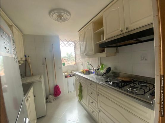 Apartamento en venta Antioquia Medellín Los Alpes 70 m2 Habitaciones 2 Baños 2 Garajes 1 Precio $350000000