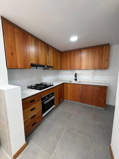 Casa en arriendo Antioquia Medellín San Lucas 170 m2 Habitaciones 3 Baños 3 Garajes 2 Precio $10000000