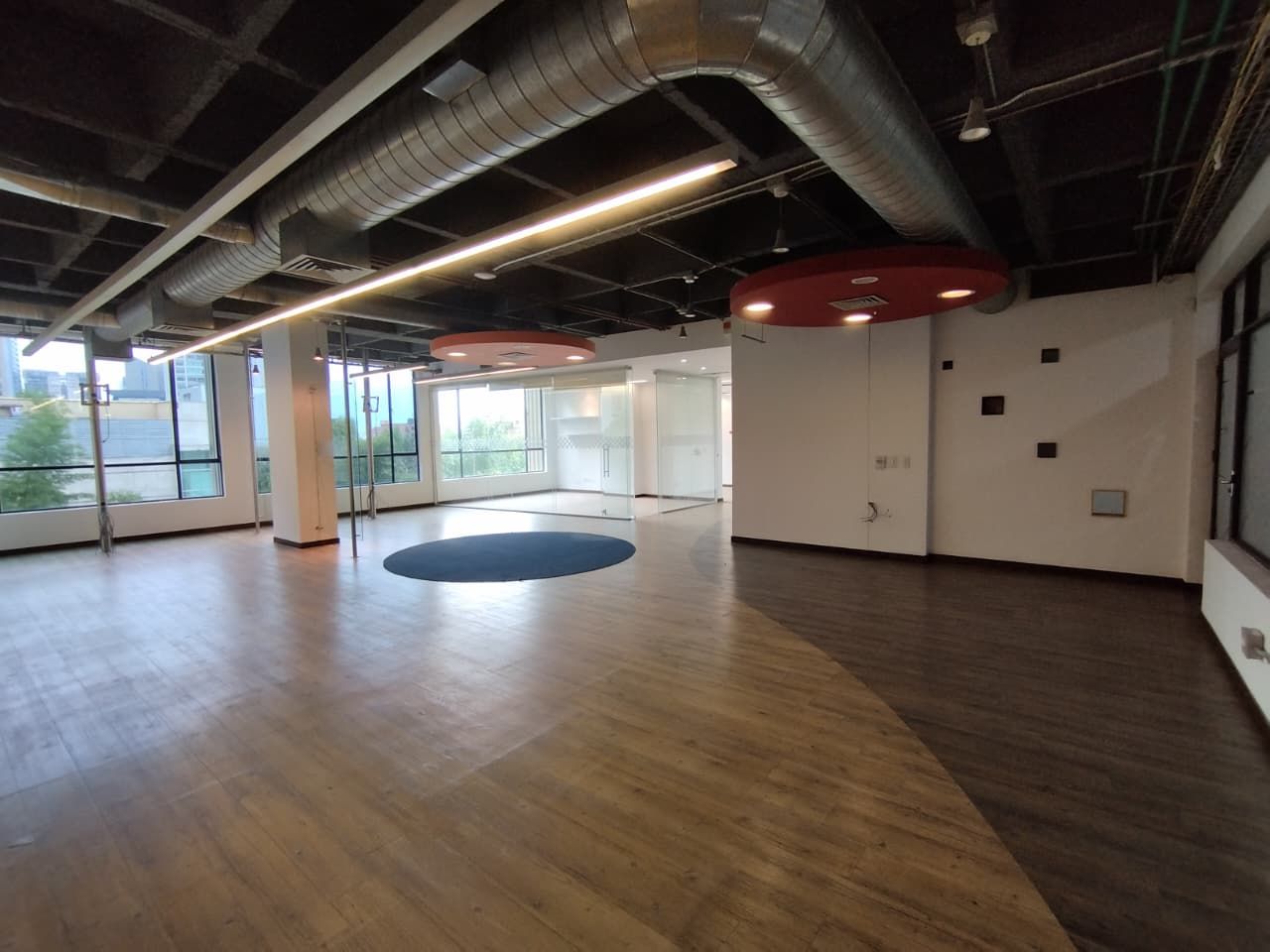 Local en arriendo Antioquia Medellín Alejandria 203 m2 Habitaciones 0 Baños 0 Garajes 0 Precio $23912773