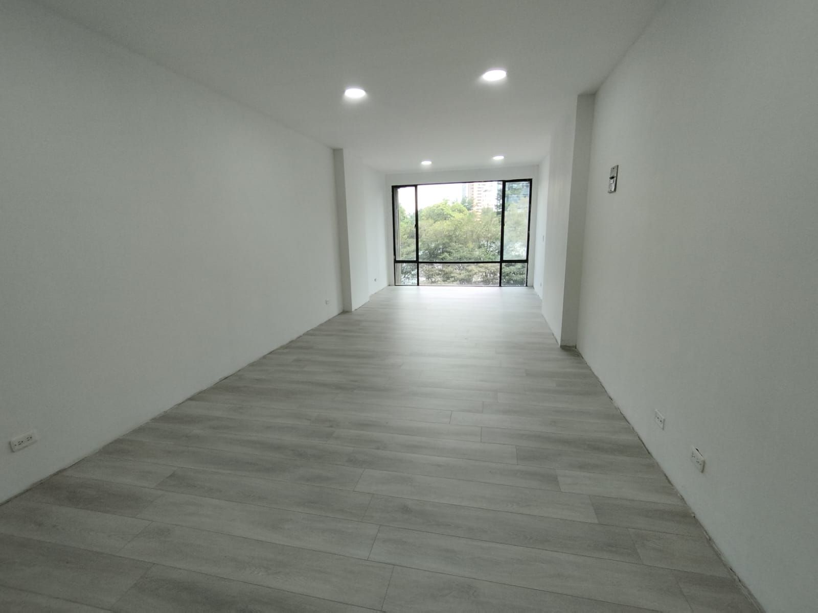 Local en arriendo Antioquia Medellín Alejandria 70 m2 Habitaciones 0 Baños 0 Garajes 0 Precio $10279886