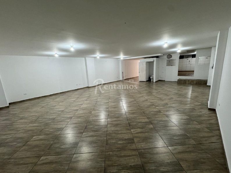 Local en arriendo Antioquia Envigado El Dorado 155 m2 Habitaciones 0 Baños 1 Garajes 0 Precio $7000000