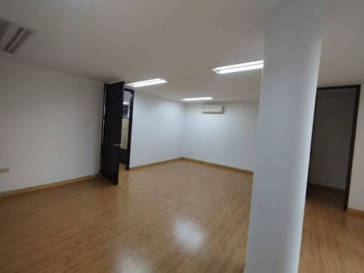 Oficina en arriendo Antioquia Medellín Los Balsos No2 73 m2 Habitaciones 0 Baños 1 Garajes 2 Precio $7500000