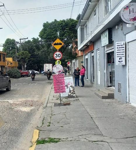 Local en arriendo Cundinamarca Bogotá El Rincón De Los Angeles 18 m2 Habitaciones 0 Baños 1 Garajes 0 Precio $1200000