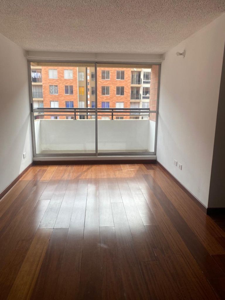 Apartamento en arriendo Cundinamarca Madrid El Sosiego 63 m2 Habitaciones 3 Baños 1 Garajes 1 Precio $1106000