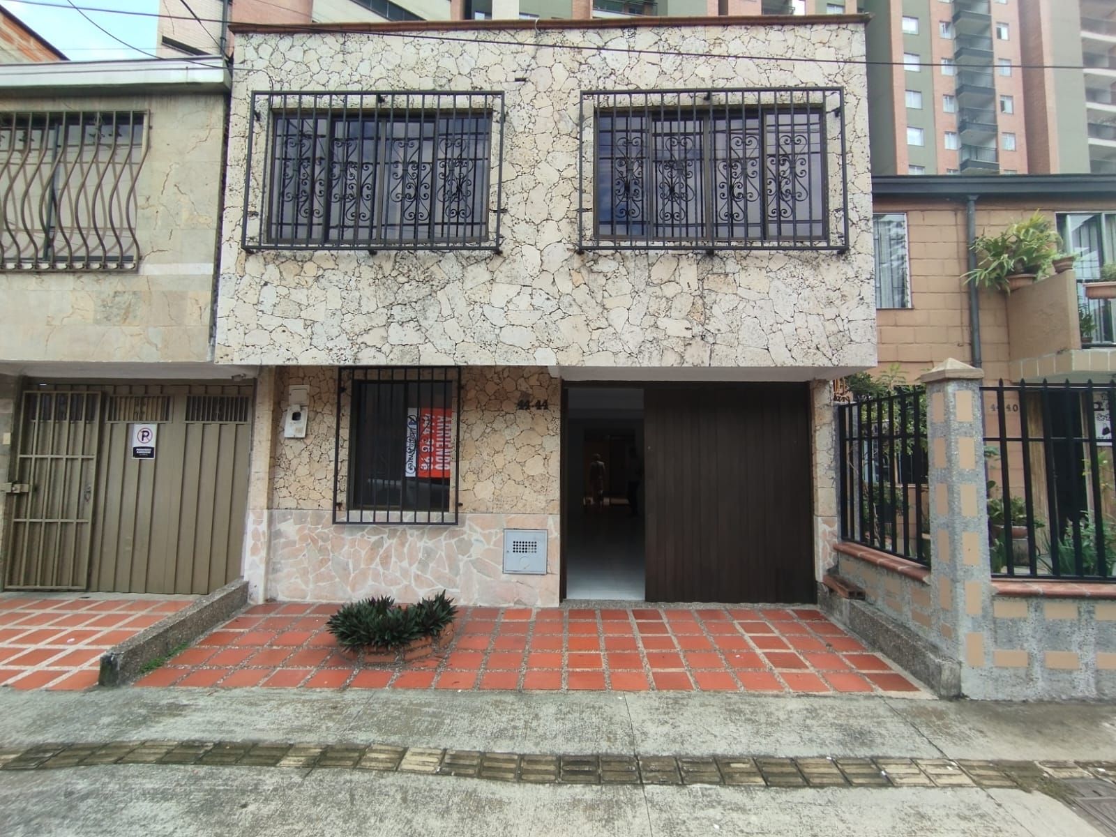 Casa en arriendo Antioquia Sabaneta Aliadas Del Sur 164 m2 Habitaciones 3 Baños 4 Garajes 0 Precio $4500000