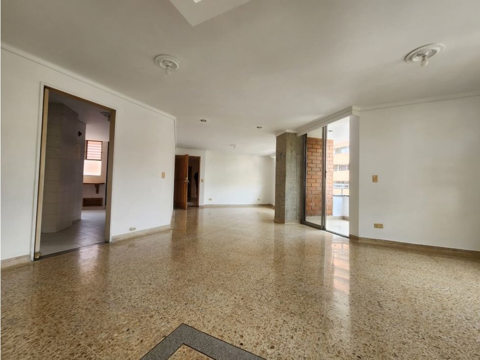 Apartamento en venta Antioquia Medellín Lorena 135 m2 Habitaciones 3 Baños 3 Garajes 1 Precio $850000000