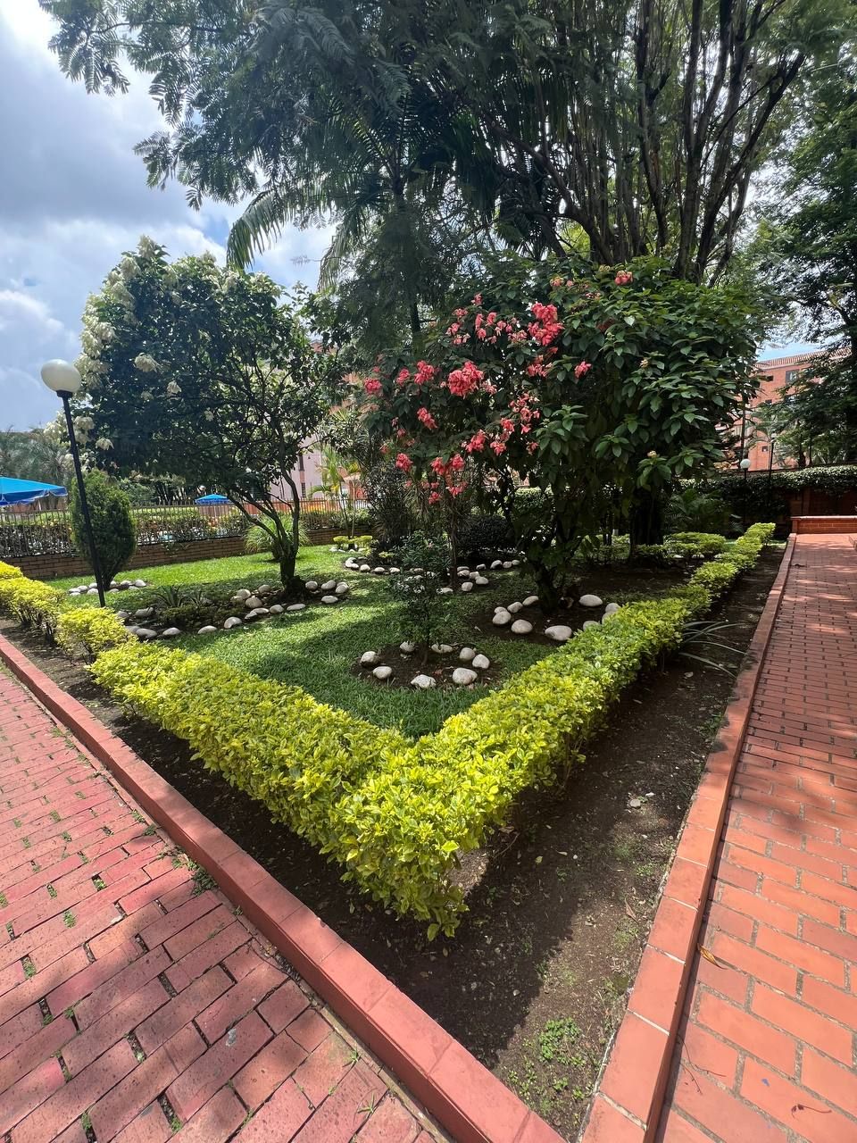 Casa en venta Valle Del Cauca Cali El Gran Limonar - Cataya 78 m2 Habitaciones 4 Baños 3 Garajes 1 Precio $350000000