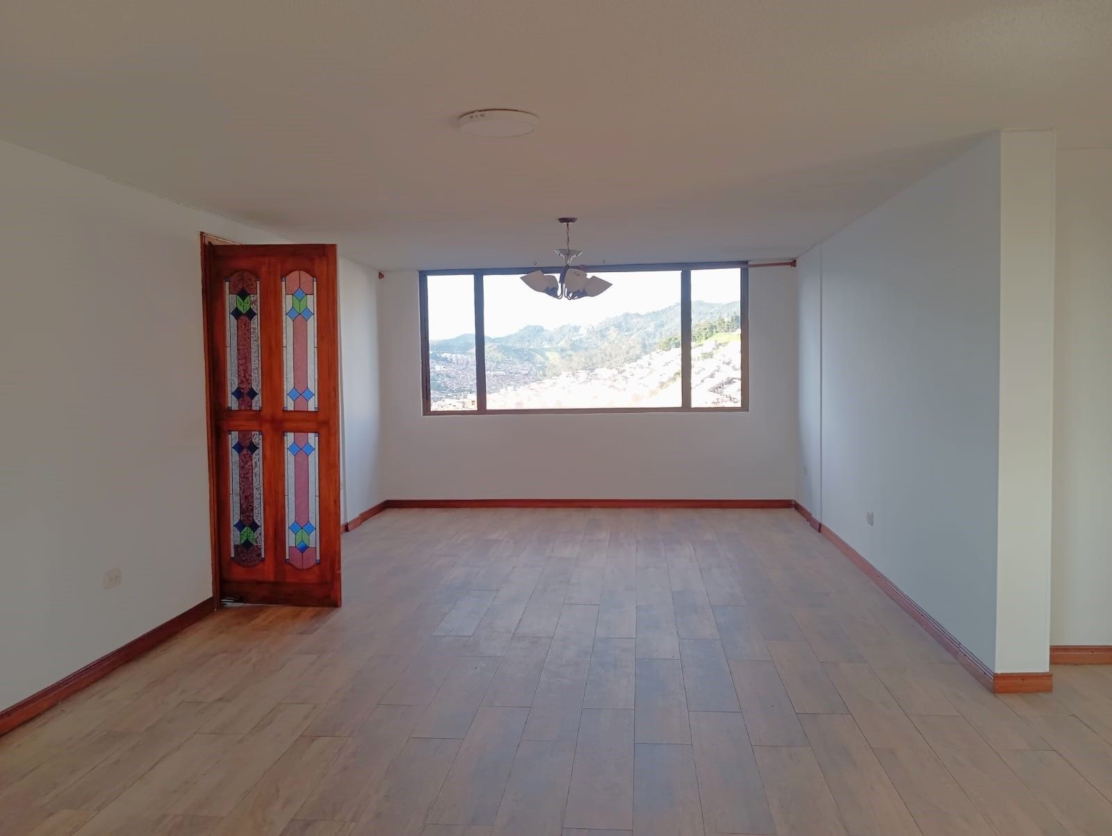 Apartamento en arriendo Caldas Manizales Los Rosales 90 m2 Habitaciones 4 Baños 4 Garajes 1 Precio $3500000