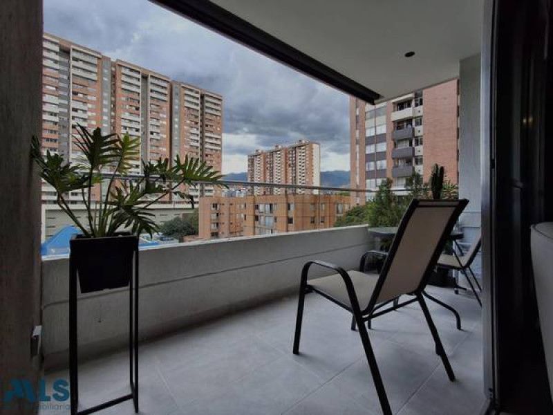 Apartamento en venta Antioquia Medellín Cuarta Brigada 82 m2 Habitaciones 3 Baños 2 Garajes 1 Precio $850000000