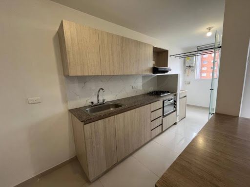 Apartamento en arriendo Antioquia Itagüí Vereda El Porvenir 65 m2 Habitaciones 2 Baños 2 Garajes 1 Precio $2500000