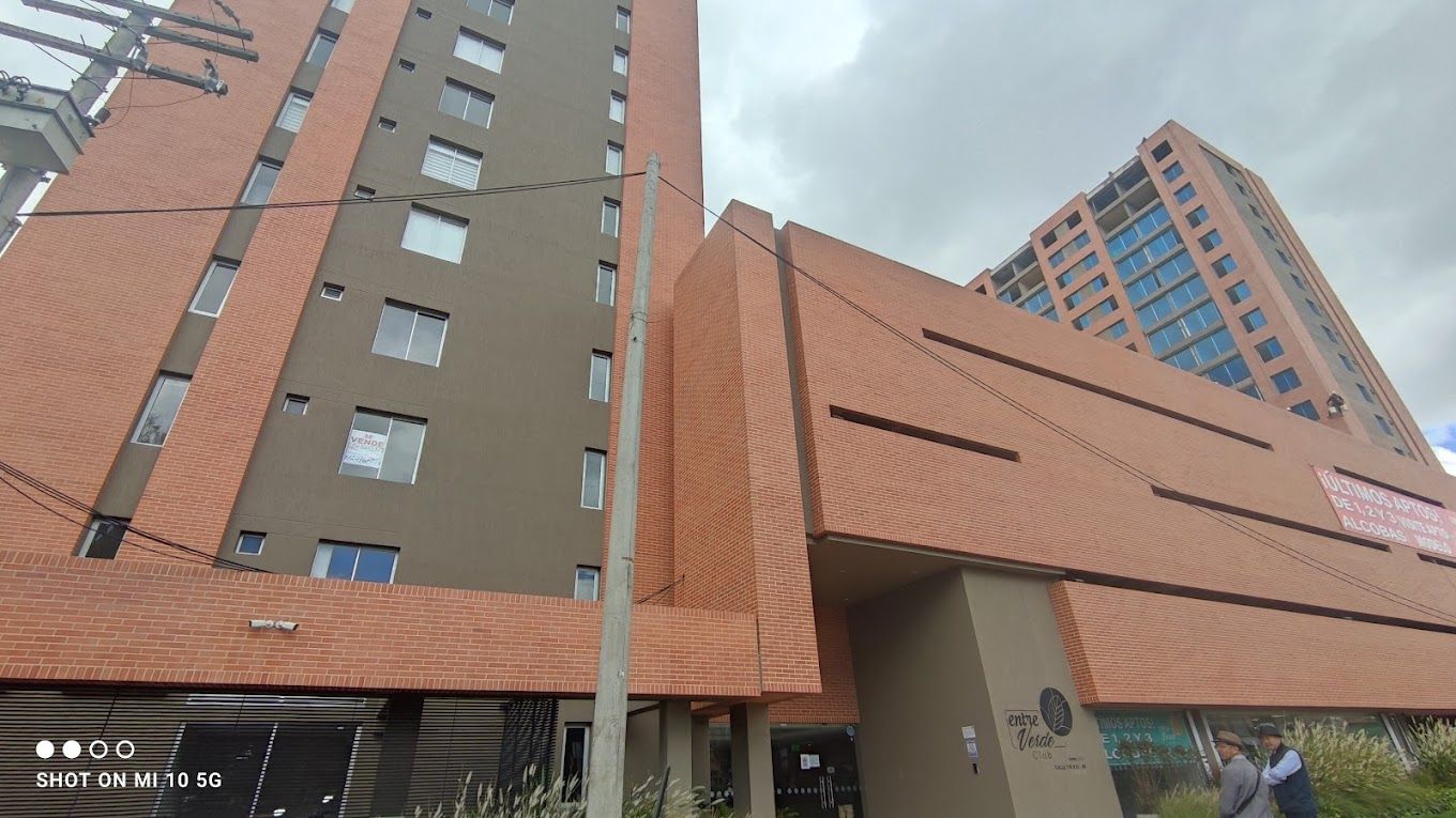 Apartaestudio en arriendo Cundinamarca Bogotá Cjr Parque Baviera 30 m2 Habitaciones 1 Baños 1 Garajes 1 Precio $1675000