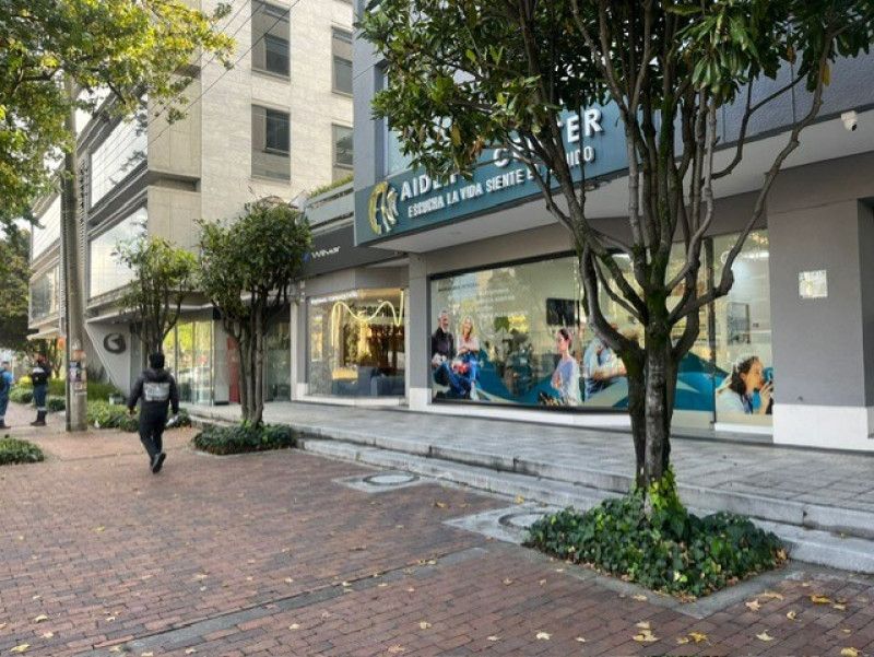 Local en venta Cundinamarca Bogotá San Patricio 117 m2 Habitaciones 0 Baños 0 Garajes 0 Precio $1950000000