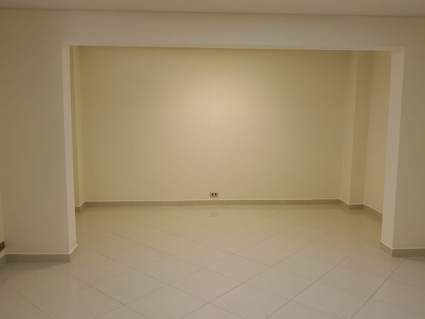 Oficina en arriendo Antioquia Medellín Colombia 50 m2 Habitaciones 0 Baños 1 Garajes 1 Precio $2100000