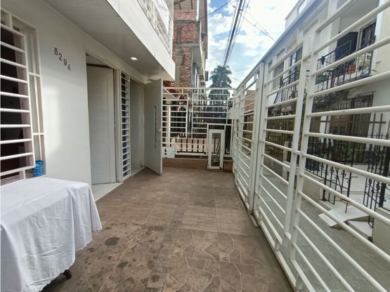 Casa en venta Valle Del Cauca Cali Cali 104 m2 Habitaciones 8 Baños 5 Garajes 0 Precio $570000000