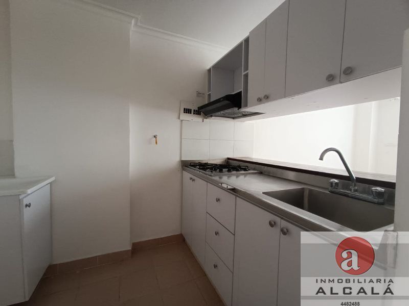 Apartamento en arriendo Antioquia Medellín Villanueva 50 m2 Habitaciones 2 Baños 2 Garajes 0 Precio $1900000