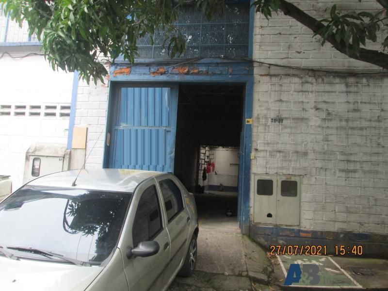Bodega en arriendo Antioquia Medellín Los Alpes 200 m2 Habitaciones 0 Baños 2 Garajes 0 Precio $10500000