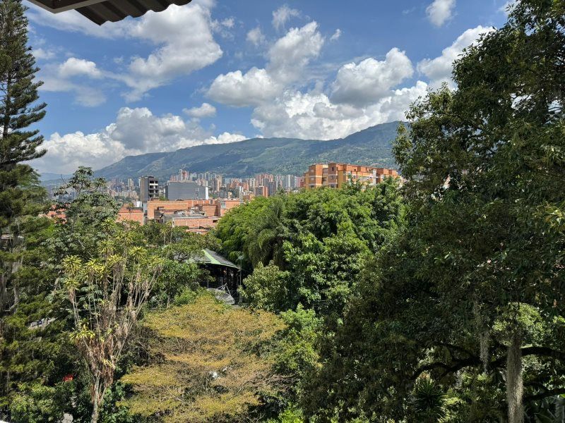 Apartamento en arriendo o venta Antioquia Envigado Los Naranjos 75 m2 Habitaciones 3 Baños 2 Garajes 0 Precio venta $440000000 Precio arriendo $2500000