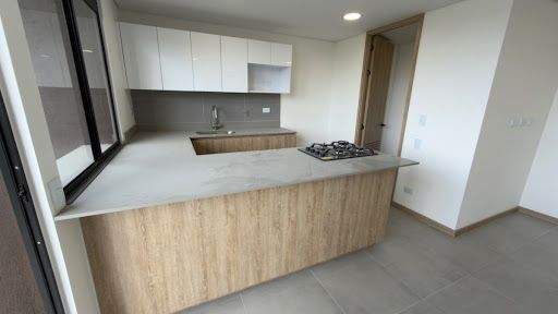 Apartamento en arriendo o venta Antioquia Rionegro San Antonio 70 m2 Habitaciones 2 Baños 2 Garajes 1 Precio venta $590000000 Precio arriendo $2600000